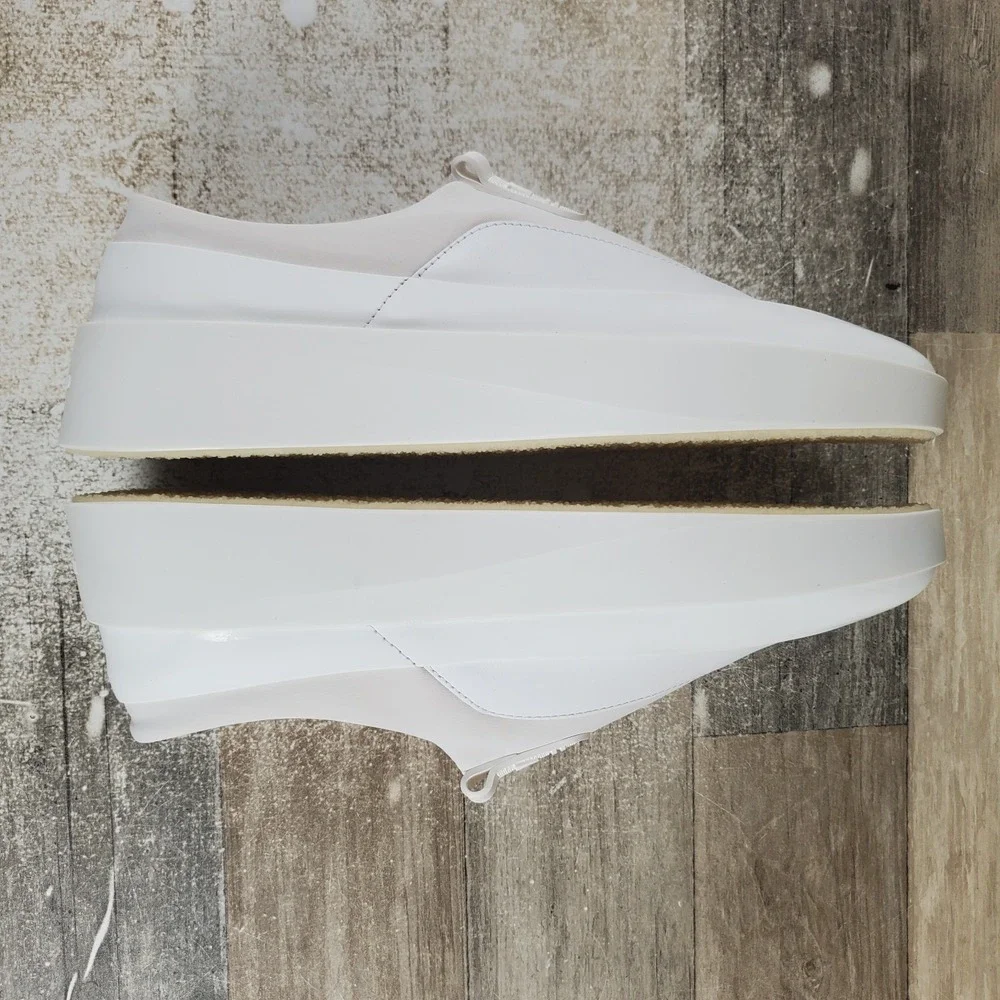 Wolf & Shepherd Cruise Tre Womens Shoes Sz 8 White Leather Upper Slip-On Sneaker